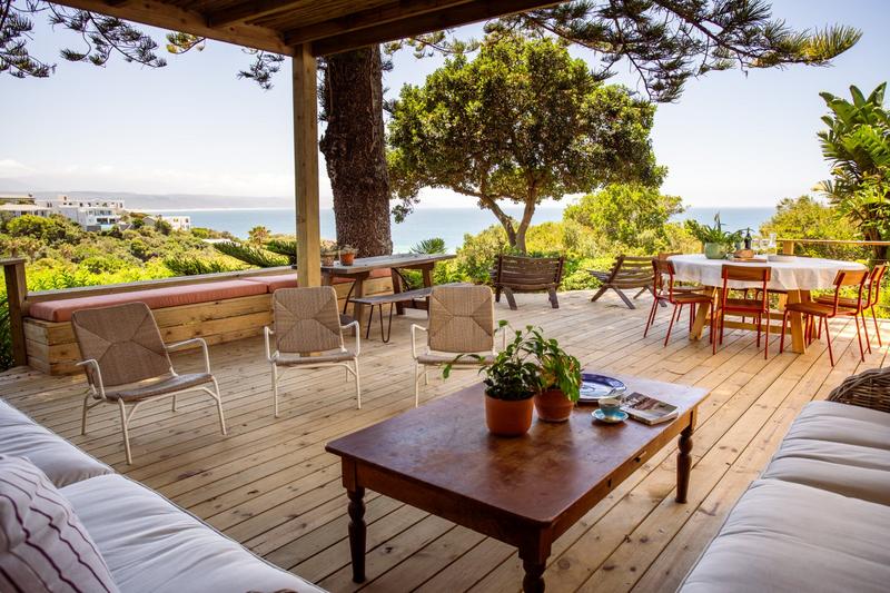 To Let 5 Bedroom Property for Rent in Hobie Beach Western Cape